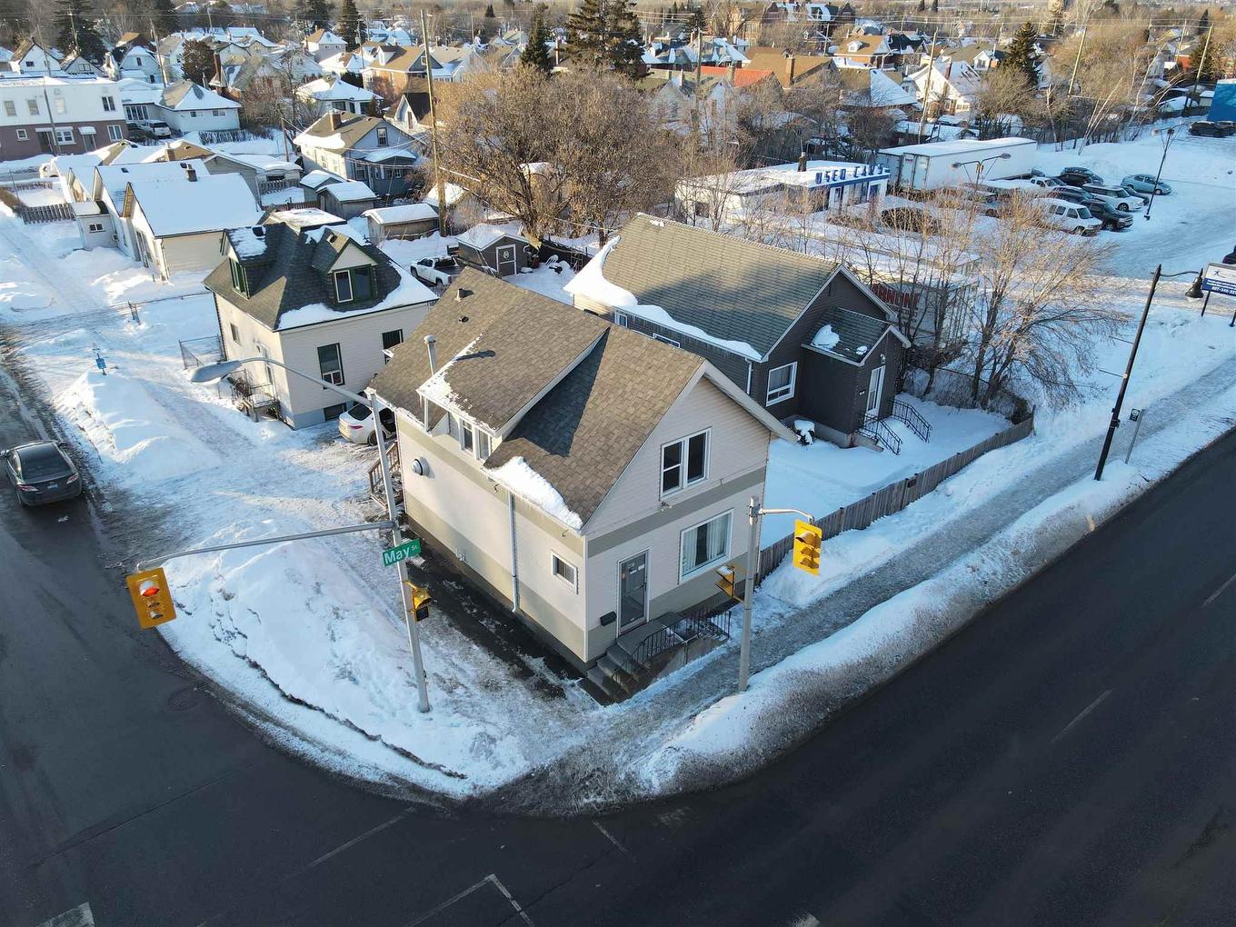 401 May Street N, Thunder Bay, ON - Outdoor With View