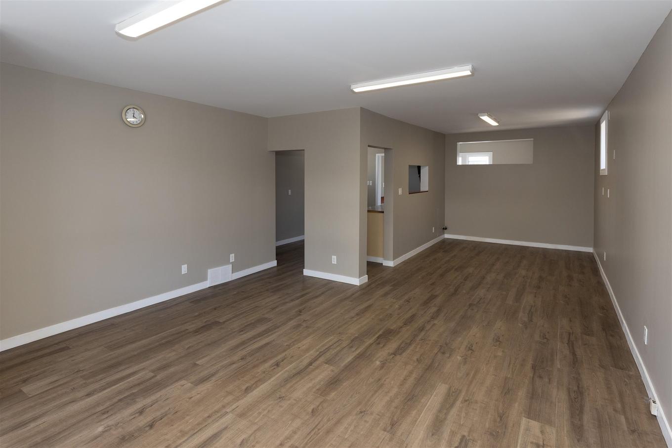 401 May Street N, Thunder Bay, ON - Indoor