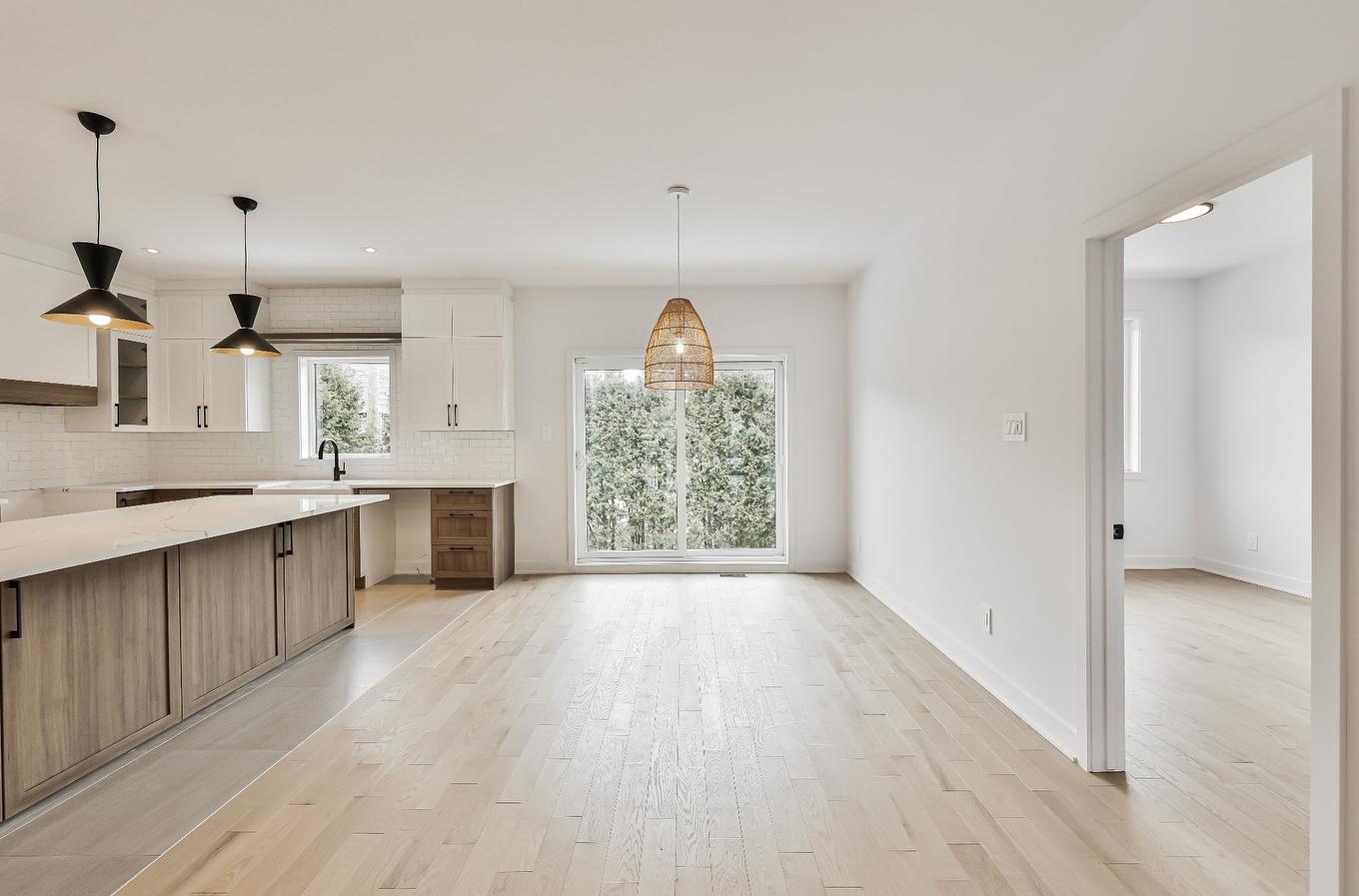 Dining room - Rue Lorrain, Saint-Lin/Laurentides, QC - Indoor Photo Showing Kitchen