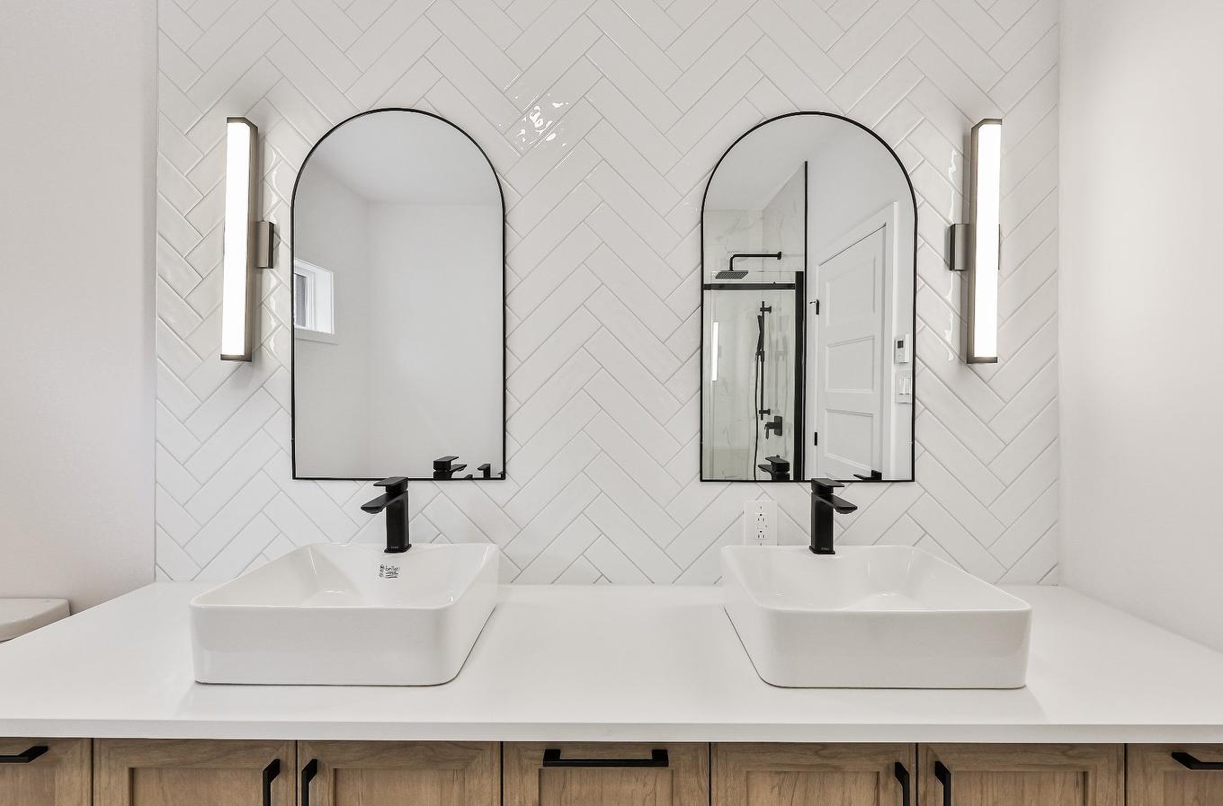 Bathroom - Rue Lorrain, Saint-Lin/Laurentides, QC - Indoor Photo Showing Bathroom