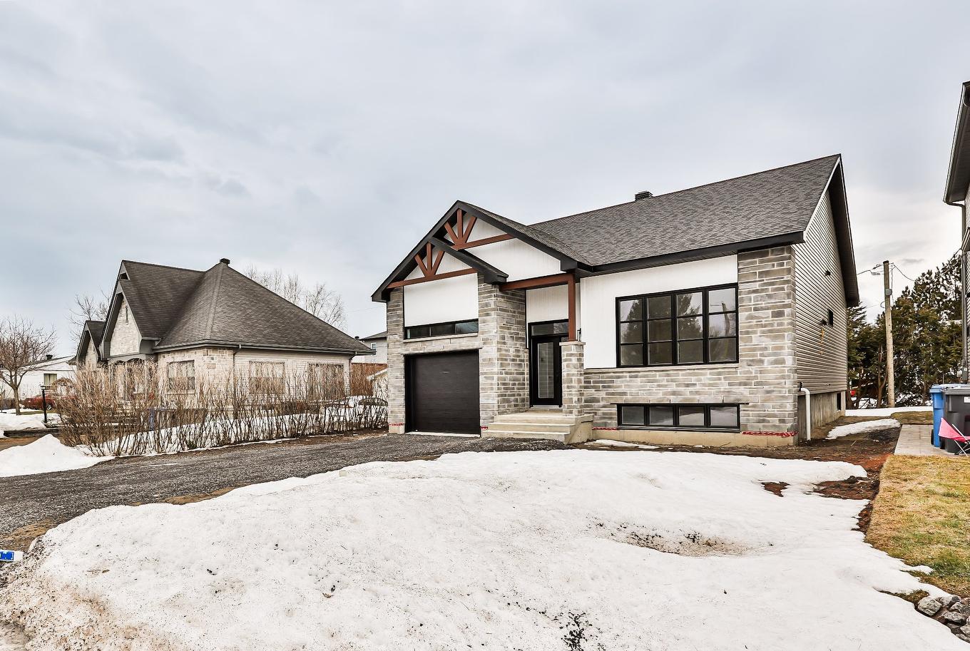 Frontage - Rue Lorrain, Saint-Lin/Laurentides, QC - Outdoor