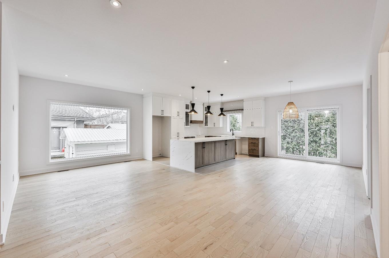 Interior - Rue Lorrain, Saint-Lin/Laurentides, QC - Indoor Photo Showing Living Room