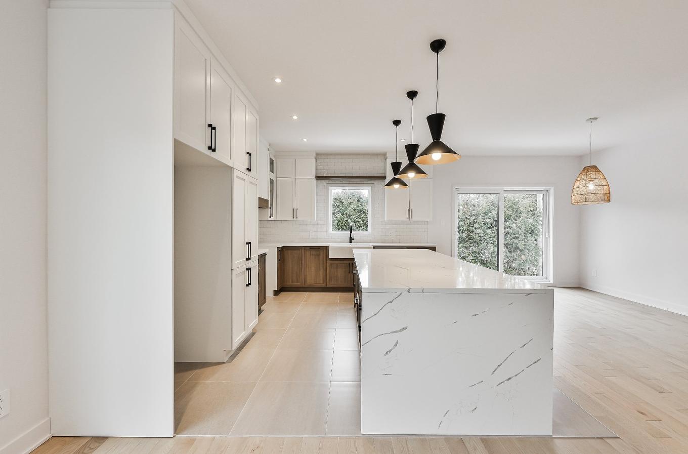 Kitchen - Rue Lorrain, Saint-Lin/Laurentides, QC - Indoor Photo Showing Kitchen