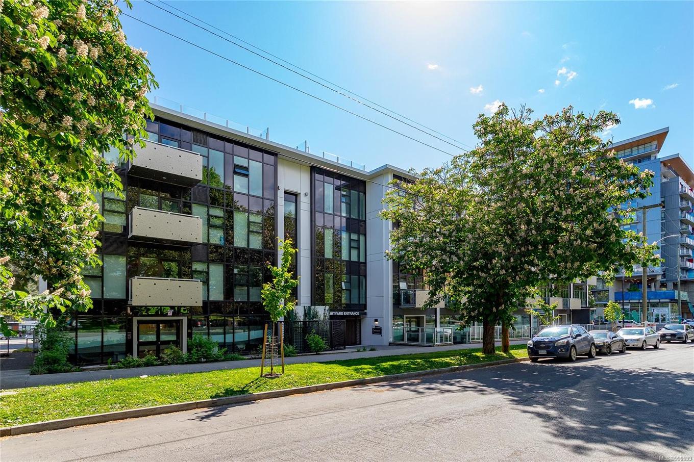 N408-1105 Pandora Ave, Victoria, BC - Outdoor