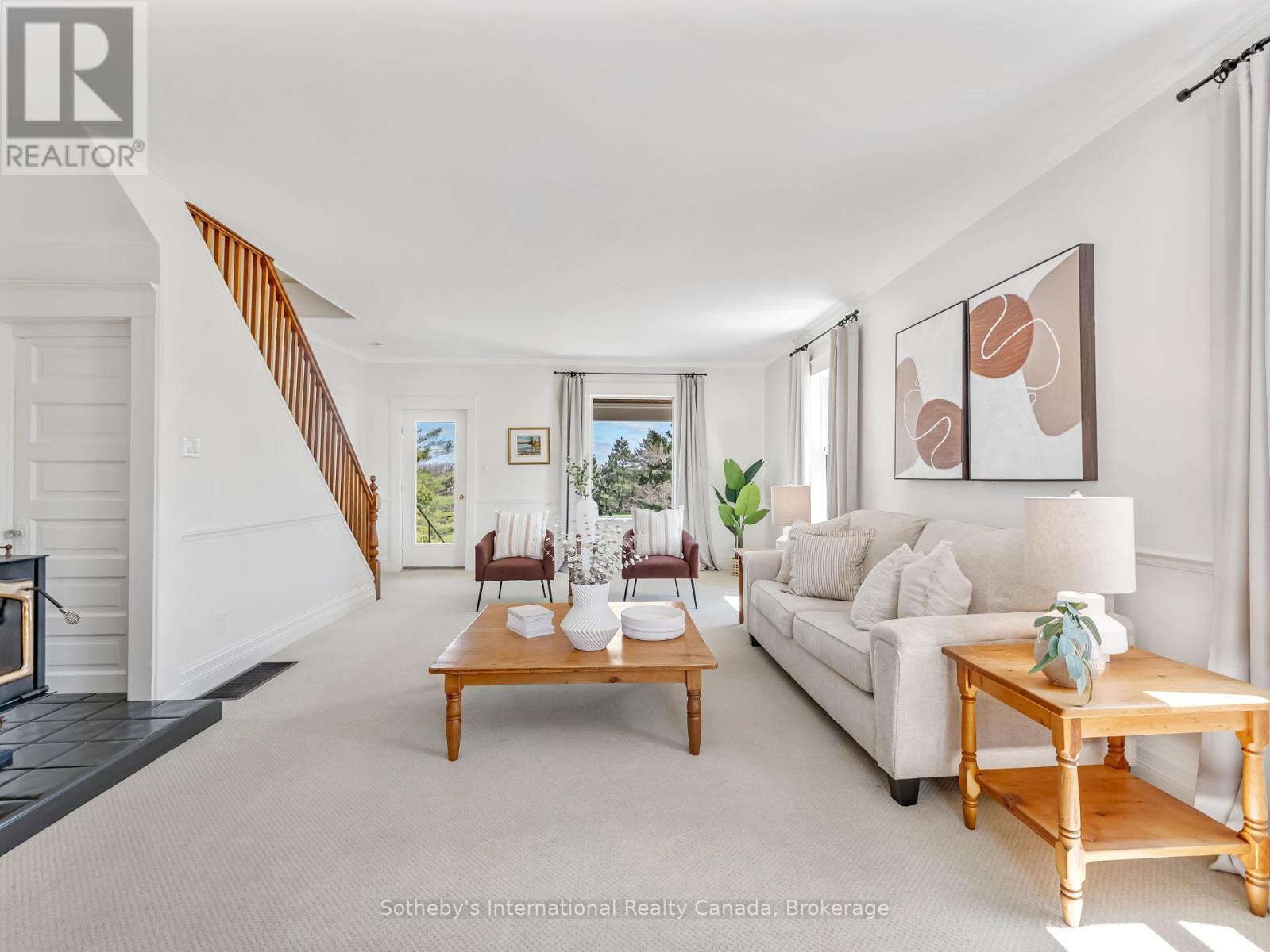 717218 1St Line E, Mulmur, ON - Indoor Photo Showing Living Room