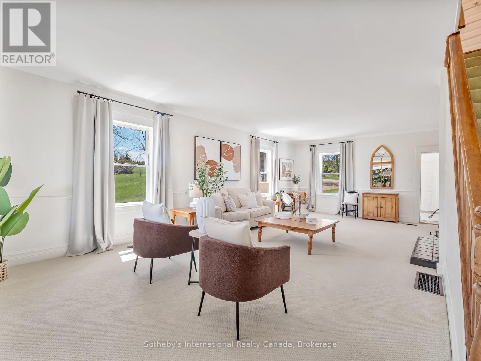717218 1St Line E, Mulmur, ON - Indoor Photo Showing Living Room