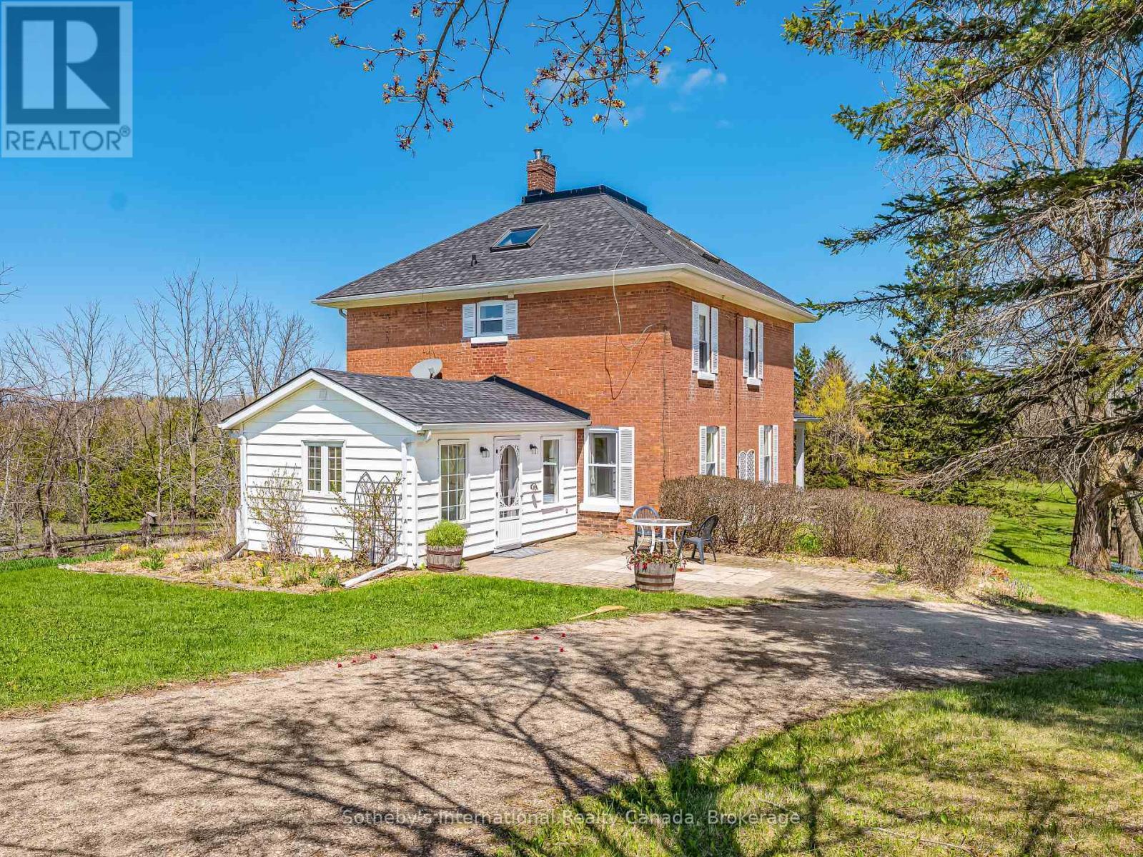 717218 1St Line E, Mulmur, ON - Outdoor