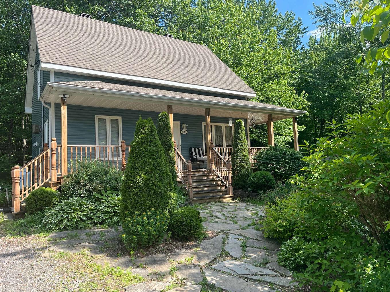 Frontage - 2043 Av. Pierre, Mascouche, QC - Outdoor With Deck Patio Veranda