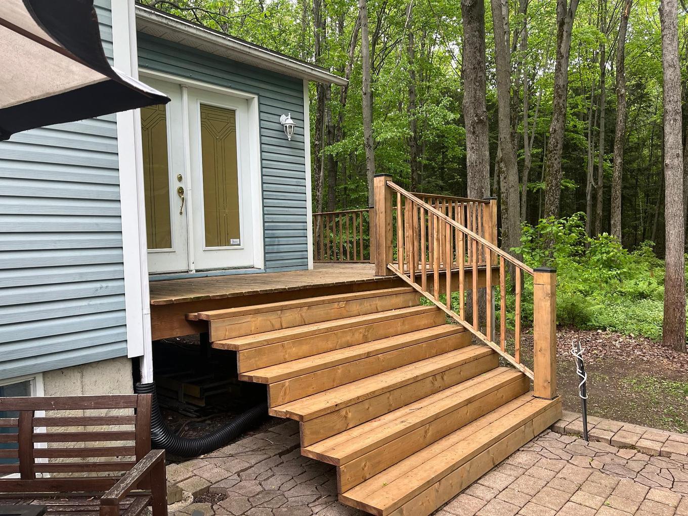 Staircase - 2043 Av. Pierre, Mascouche, QC - Outdoor With Exterior
