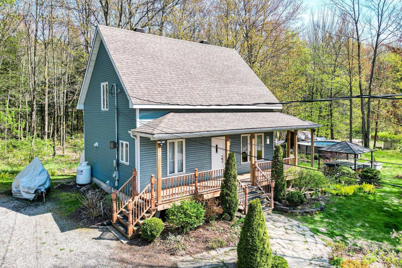 Frontage - 2043 Av. Pierre, Mascouche, QC - Outdoor