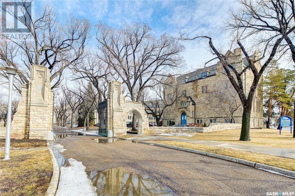 1121 College Drive, Saskatoon, SK