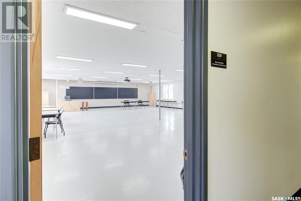 1121 College Drive, Saskatoon, SK