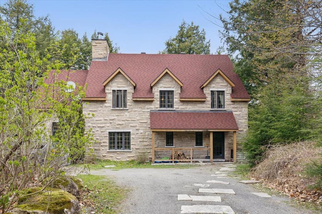 Frontage - 10 Ch. Du Frère-André, Brownsburg-Chatham, QC - Outdoor