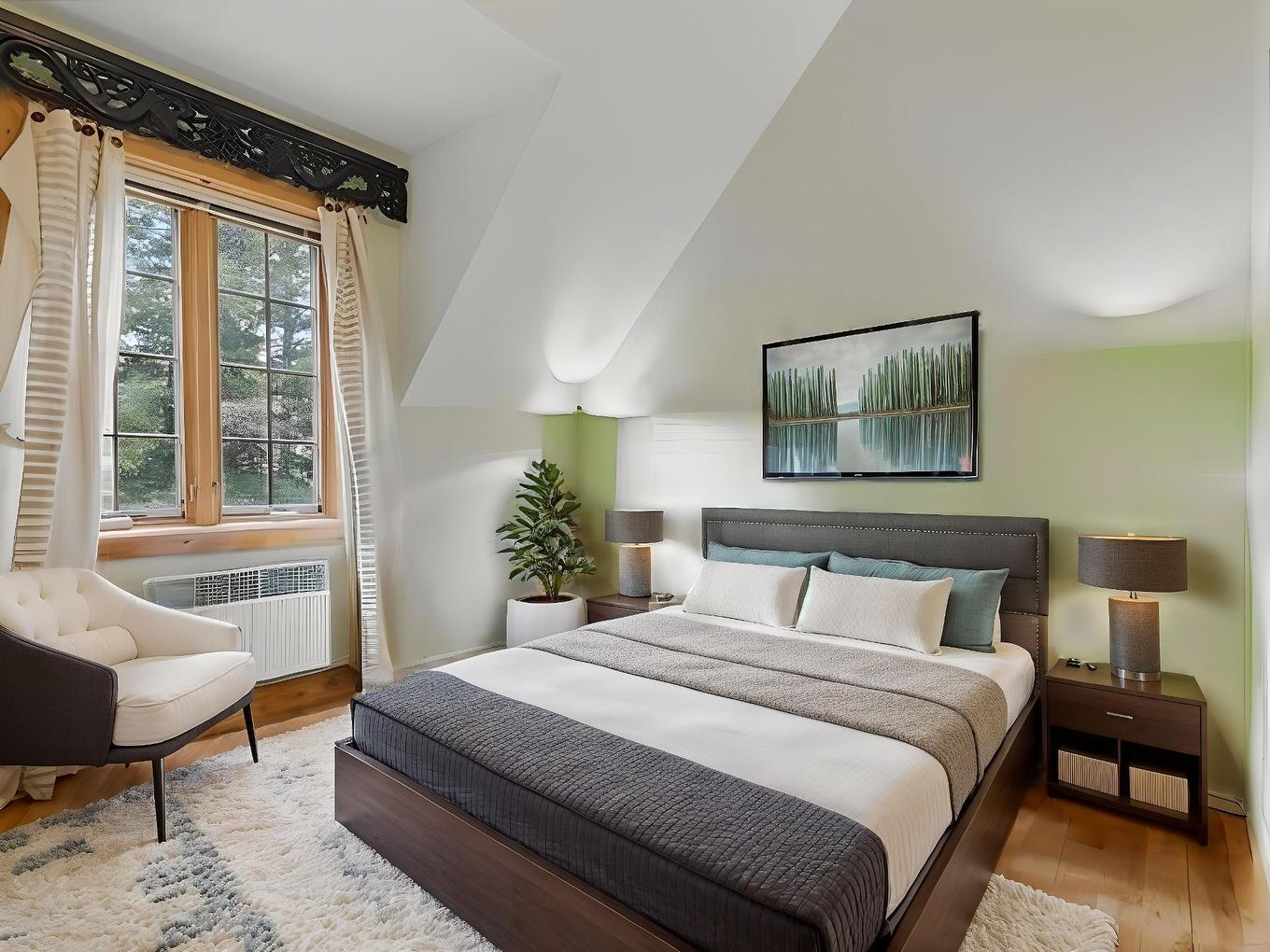 Bedroom - 10 Ch. Du Frère-André, Brownsburg-Chatham, QC - Indoor Photo Showing Bedroom