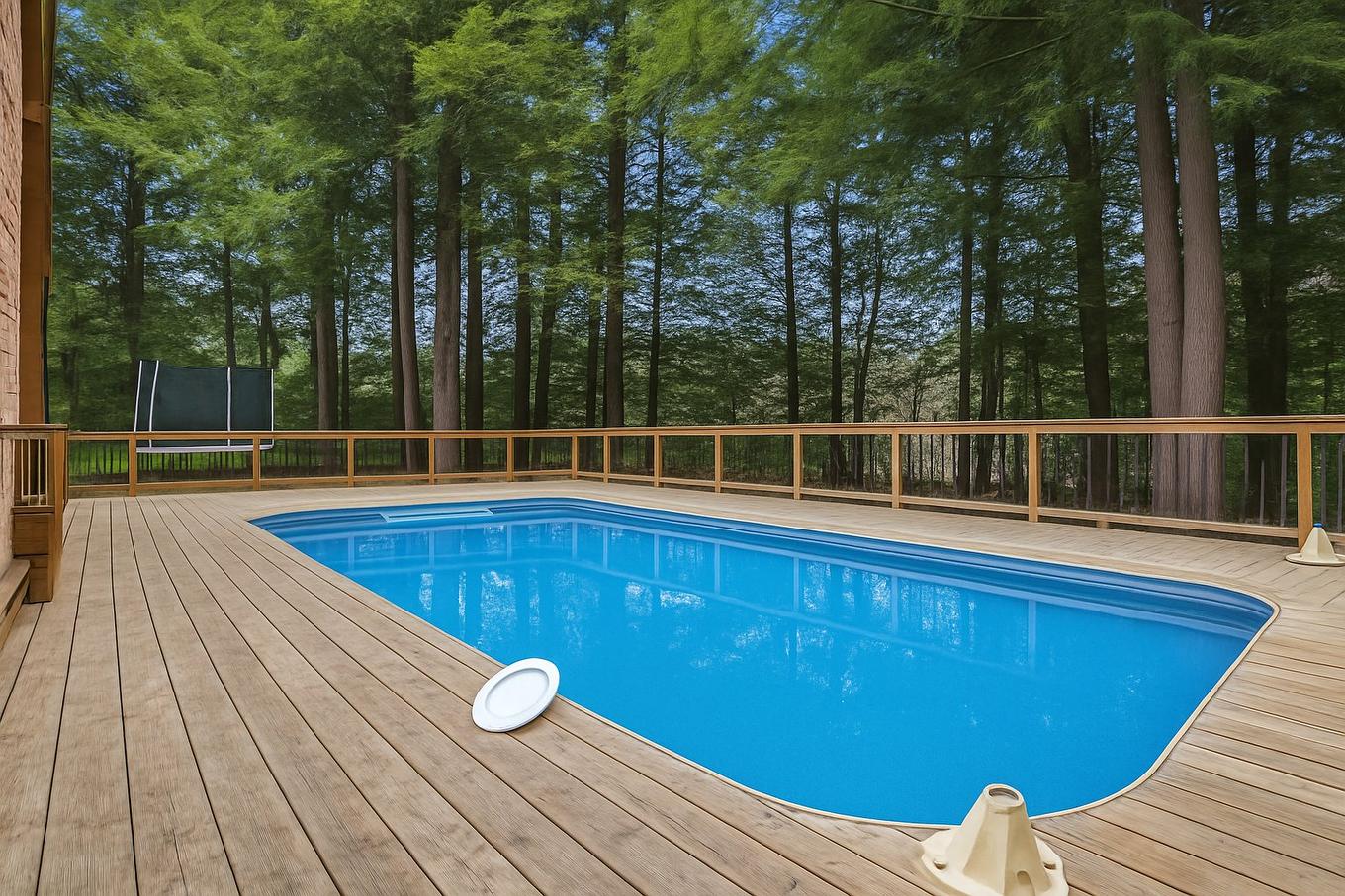Pool - 10 Ch. Du Frère-André, Brownsburg-Chatham, QC - Outdoor With Deck Patio Veranda With Backyard