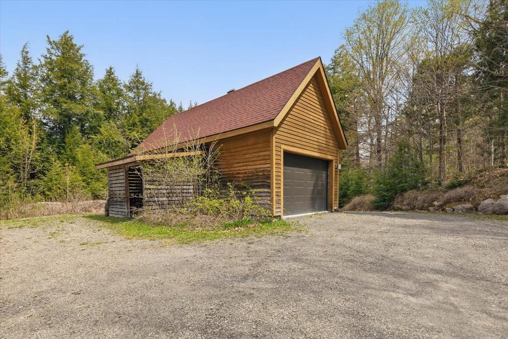 Garage - 10 Ch. Du Frère-André, Brownsburg-Chatham, QC - Outdoor