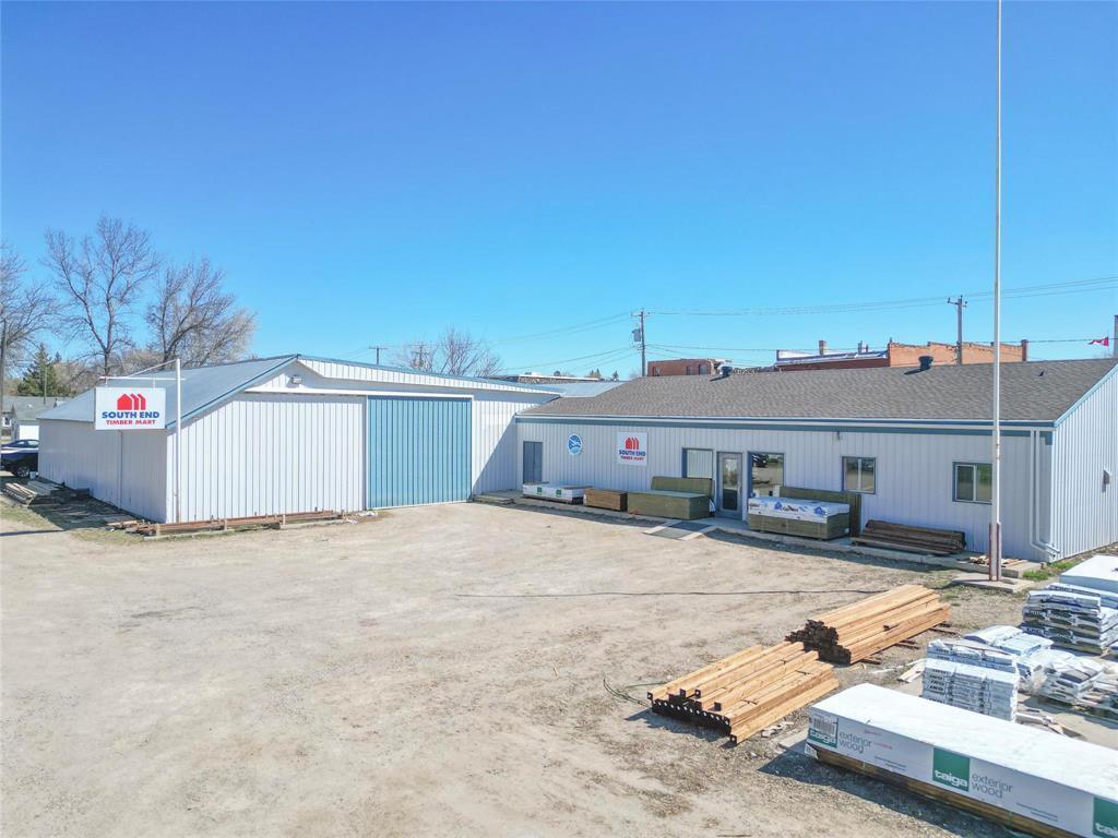 18 Simcoe Avenue, Carberry, MB