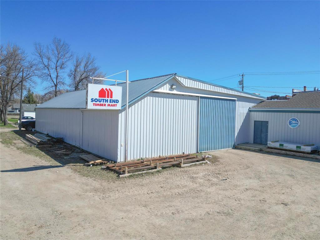 18 Simcoe Avenue, Carberry, MB