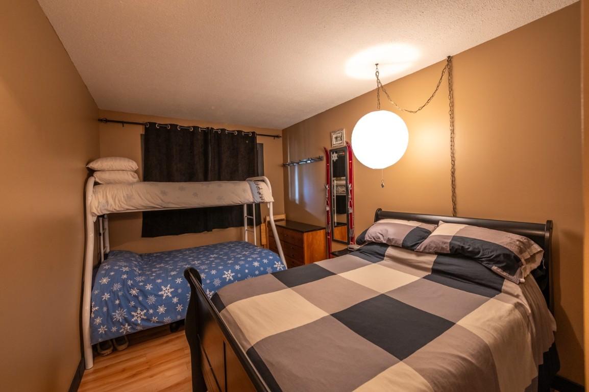 305-1191 Apex Mountain Road, Apex Mountain, BC - Indoor Photo Showing Bedroom