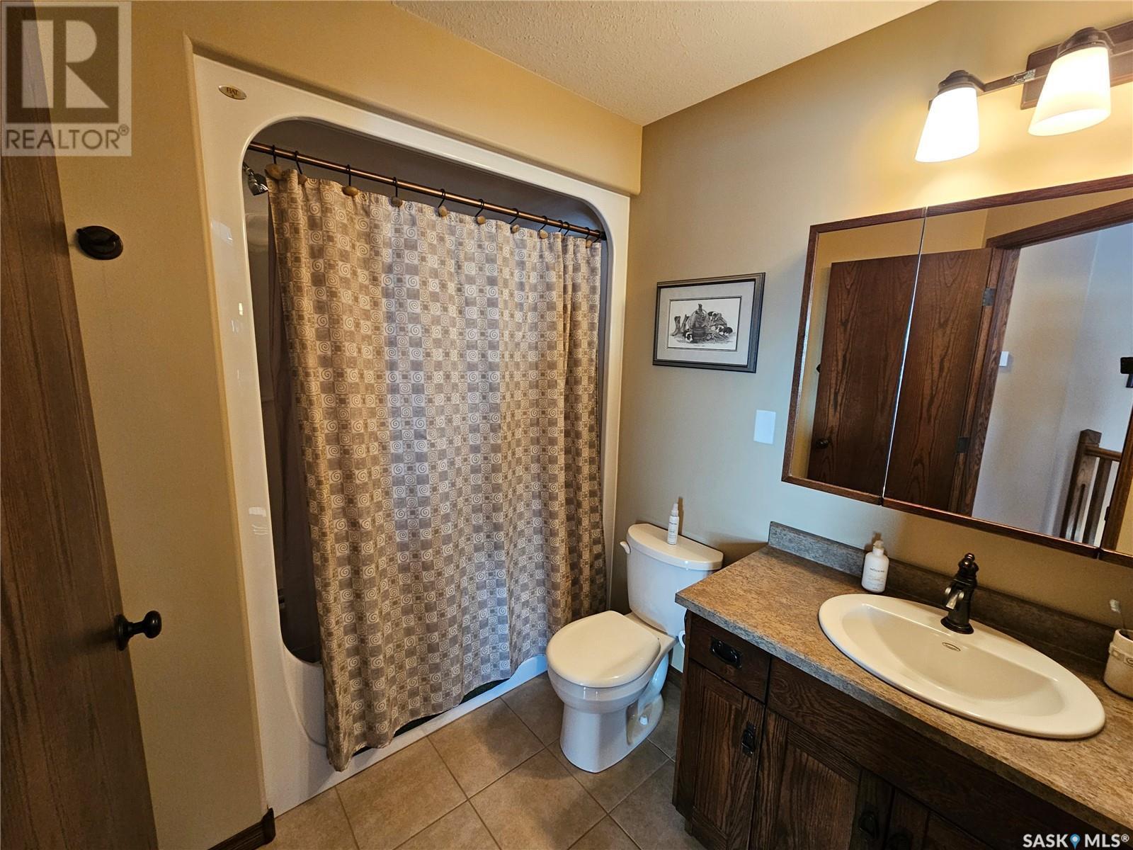 Chandler Acreage, Wood River Rm No. 74, SK - Indoor Photo Showing Bathroom