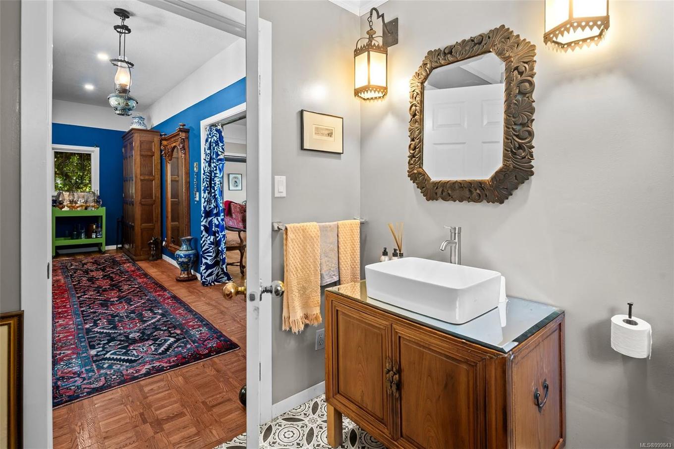 474 Sticks Allison Rd, Galiano Island, BC