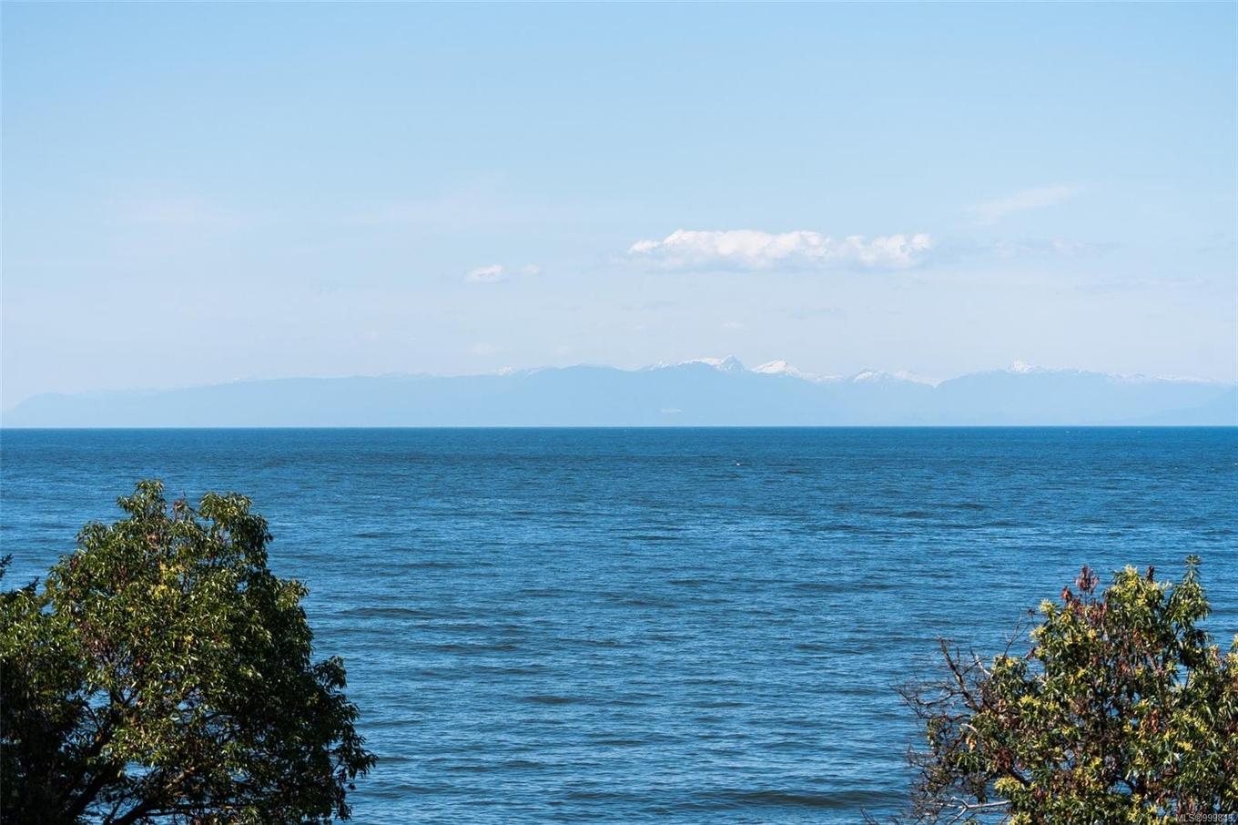 474 Sticks Allison Rd, Galiano Island, BC