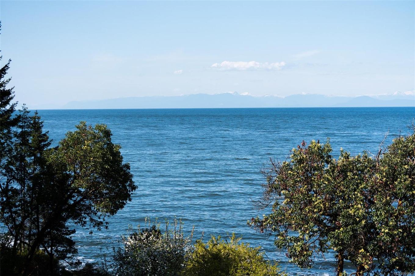 474 Sticks Allison Rd, Galiano Island, BC