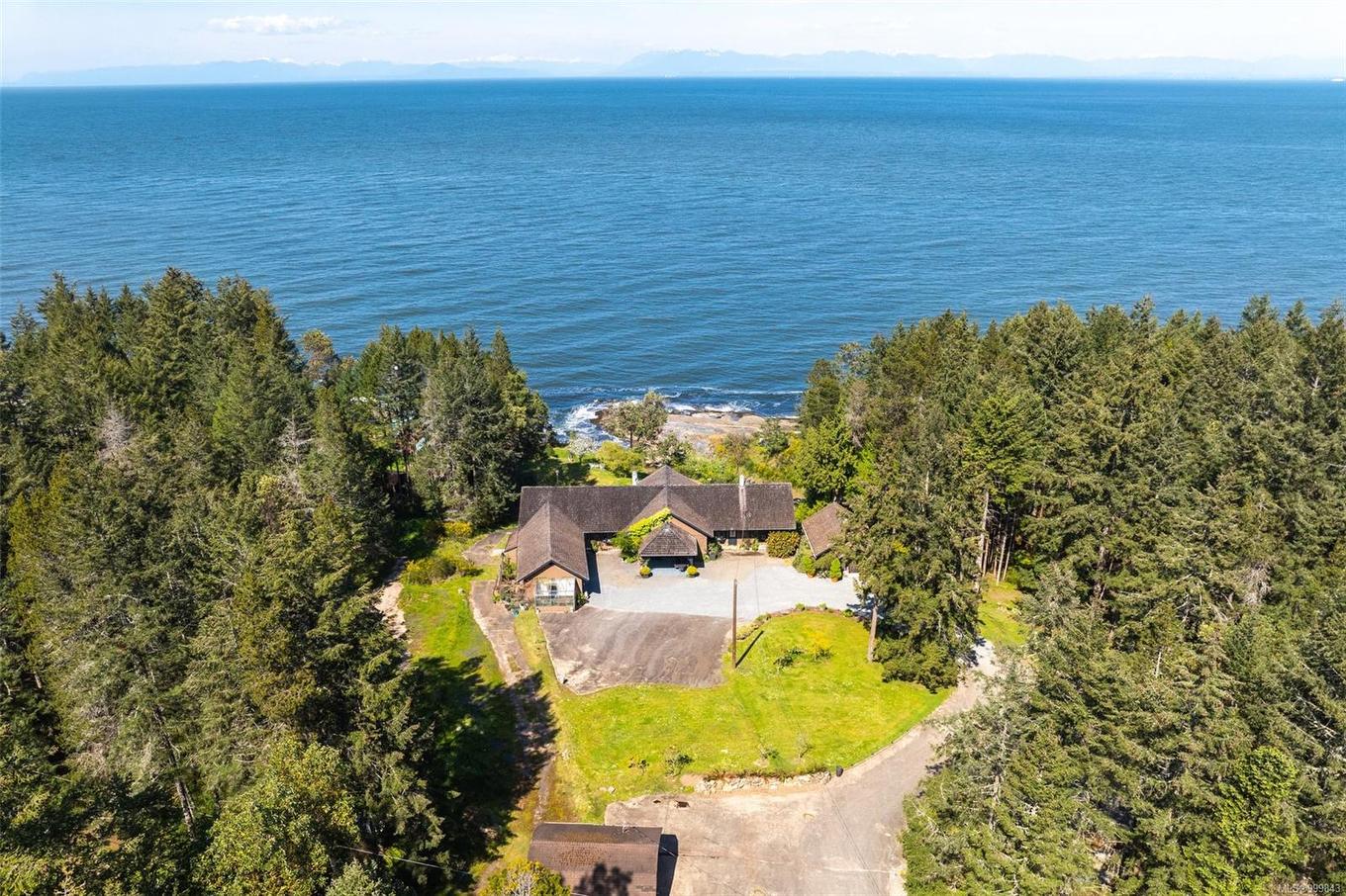 474 Sticks Allison Rd, Galiano Island, BC