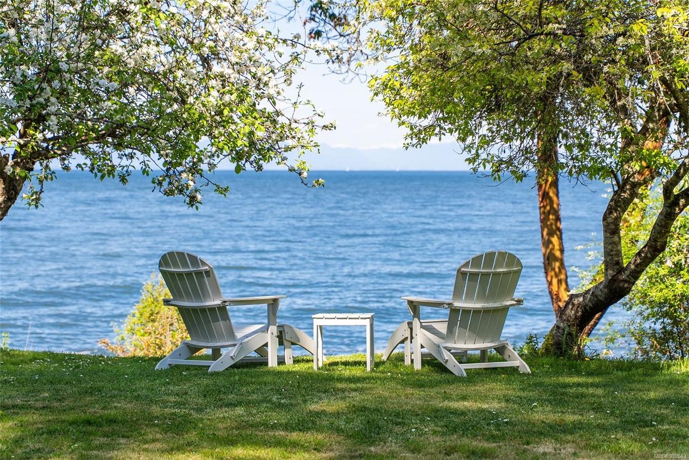 474 Sticks Allison Rd, Galiano Island, BC