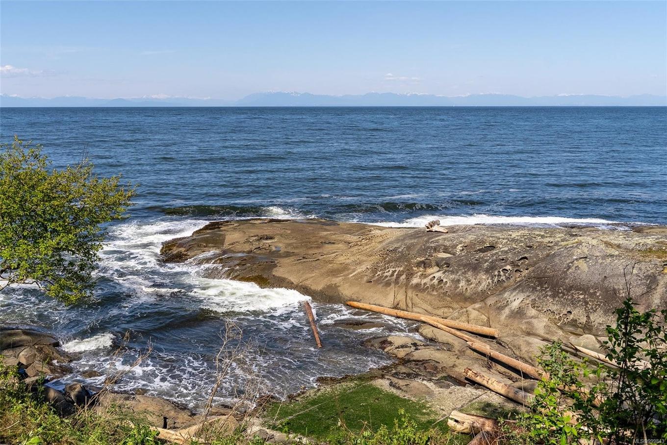 474 Sticks Allison Rd, Galiano Island, BC