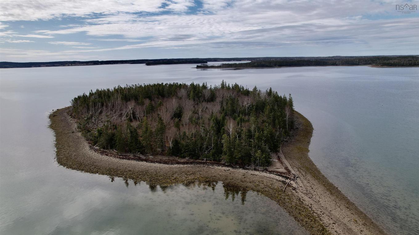 2 Islands Richard'S Pond Road, River Bourgeois, NS