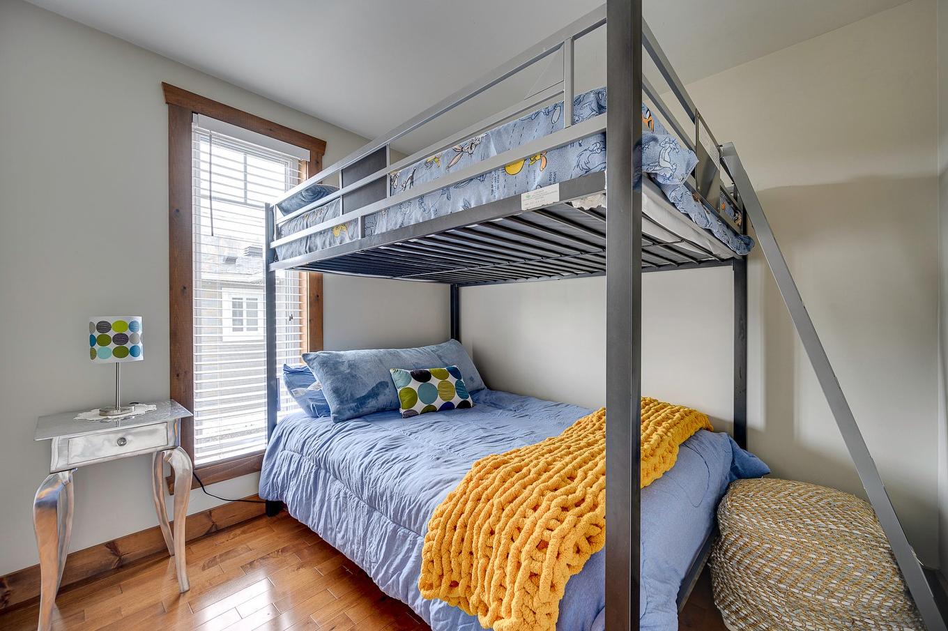 Bedroom - 219 Ch. Des Habitations-Des-Monts, Saint-Sauveur, QC - Indoor Photo Showing Bedroom