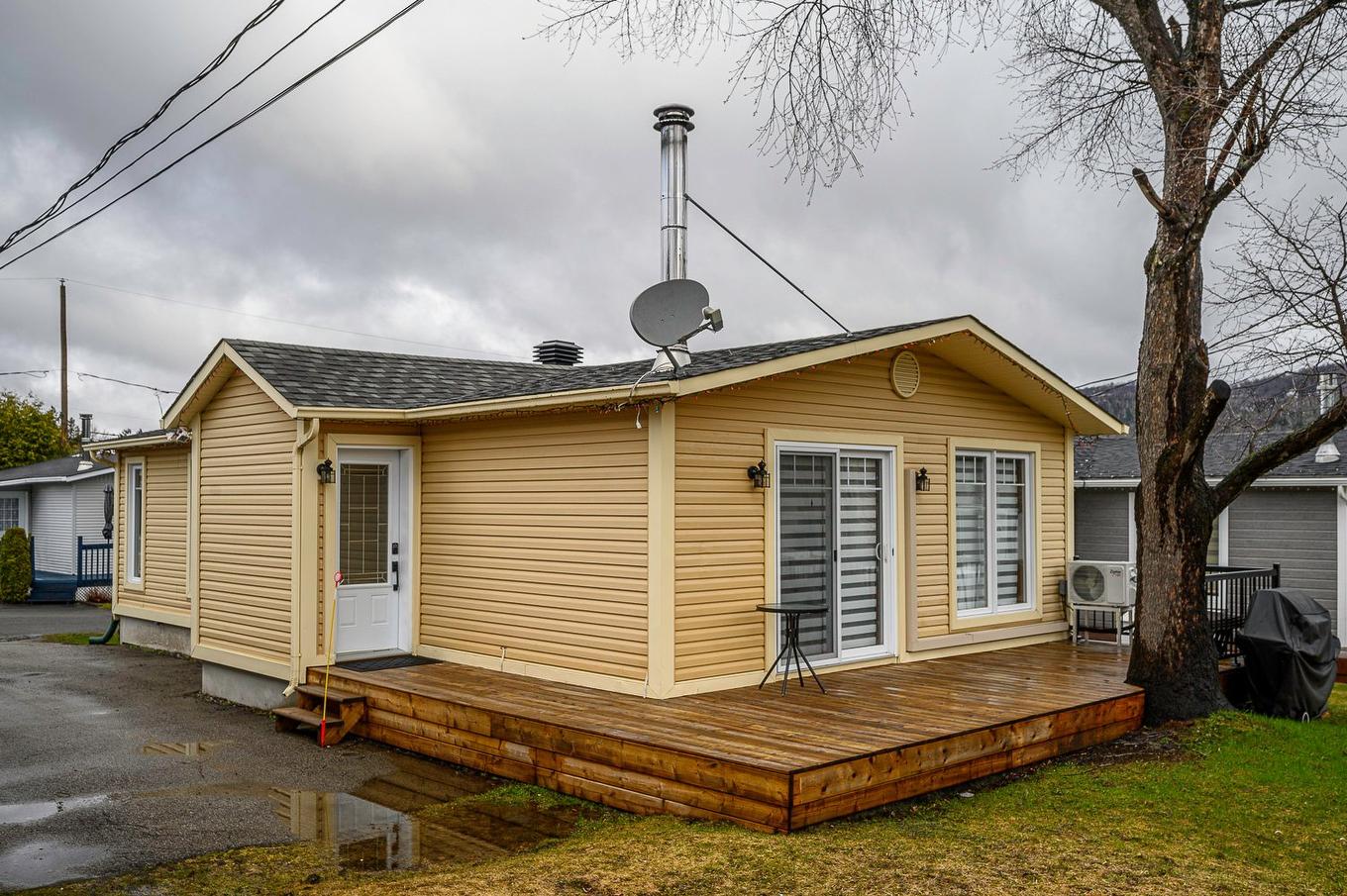 Back facade - 219 Ch. Des Habitations-Des-Monts, Saint-Sauveur, QC - Outdoor With Exterior