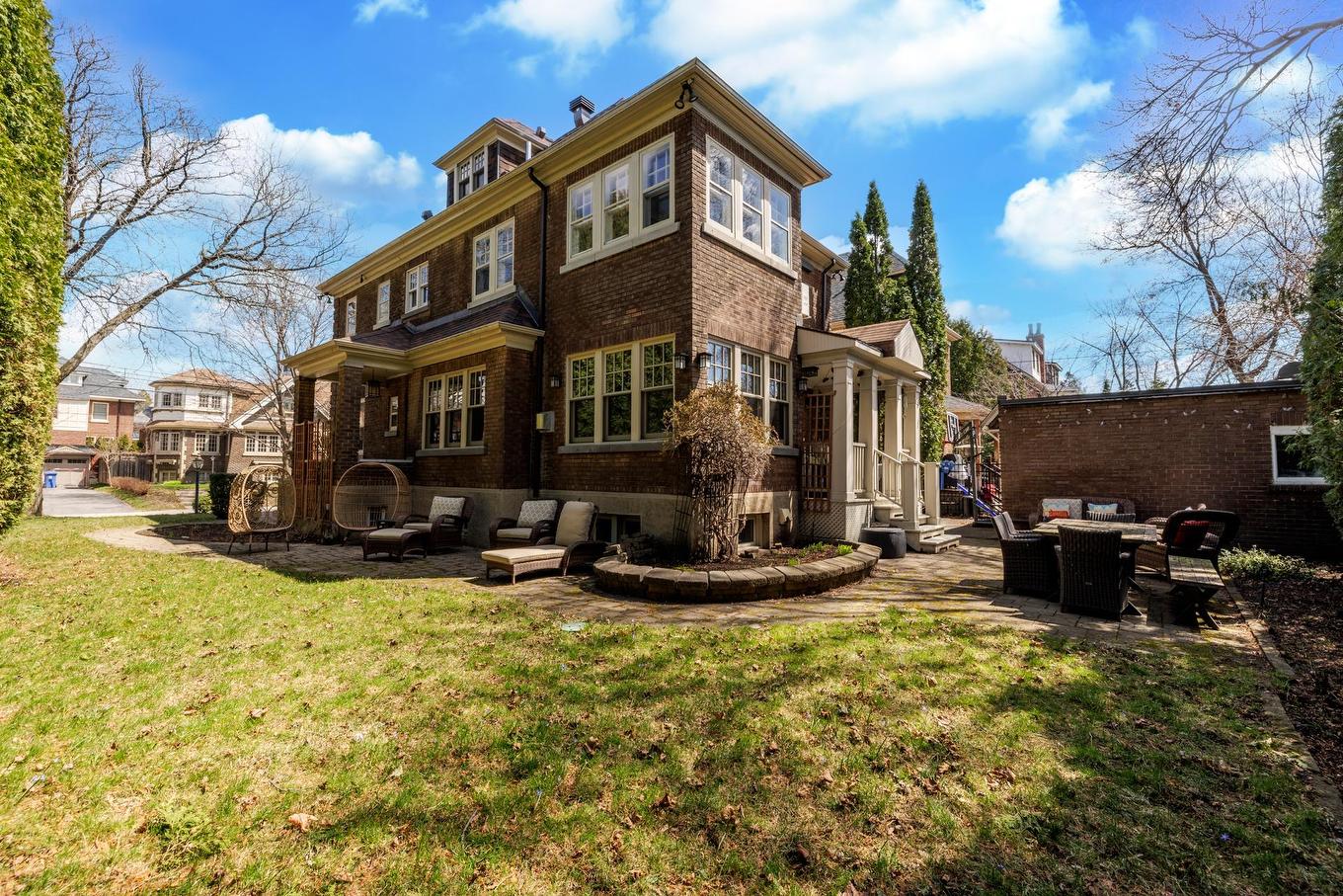 Back facade - 130 Av. Ballantyne N., Montréal-Ouest, QC - Outdoor