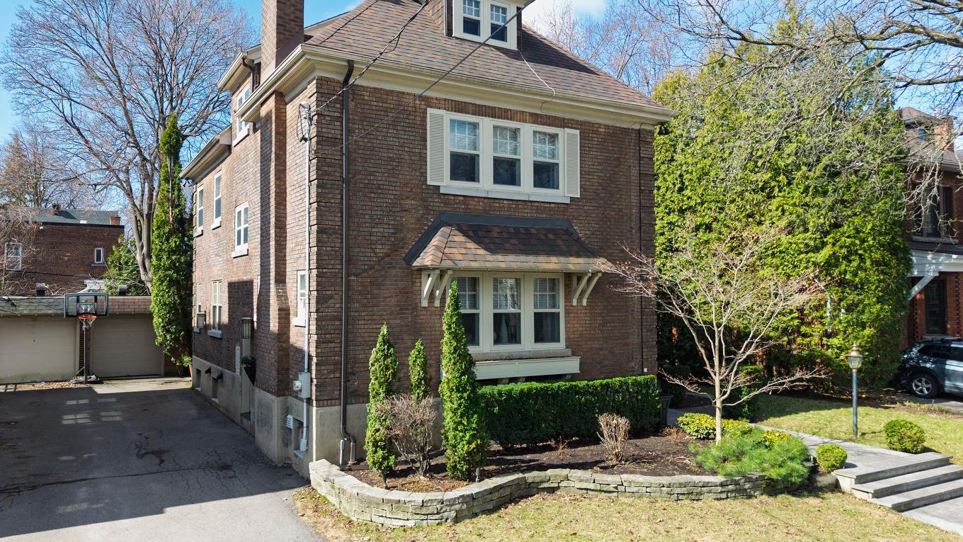 Frontage - 130 Av. Ballantyne N., Montréal-Ouest, QC - Outdoor