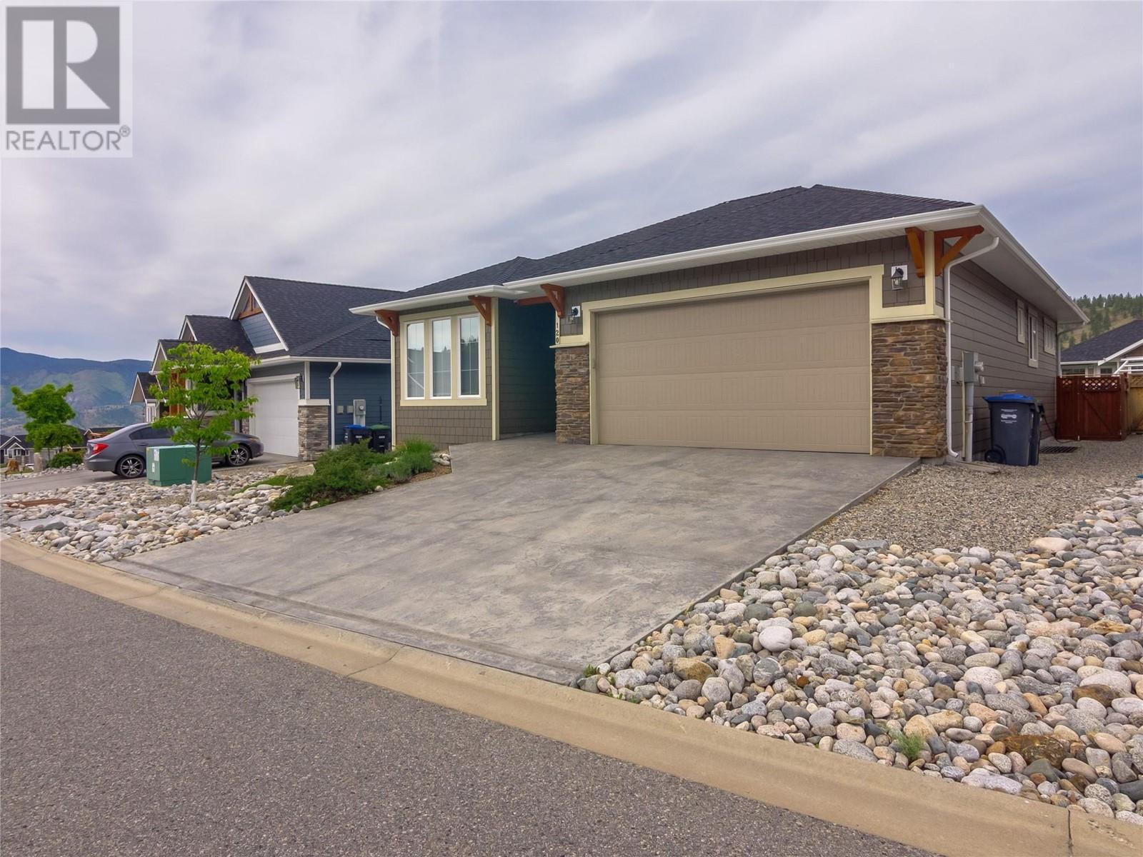 120 Sendero Crescent, Penticton, BC - Outdoor