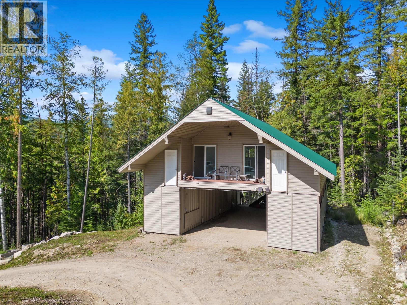 1446 Nittel Road, Seymour Arm, BC - Outdoor