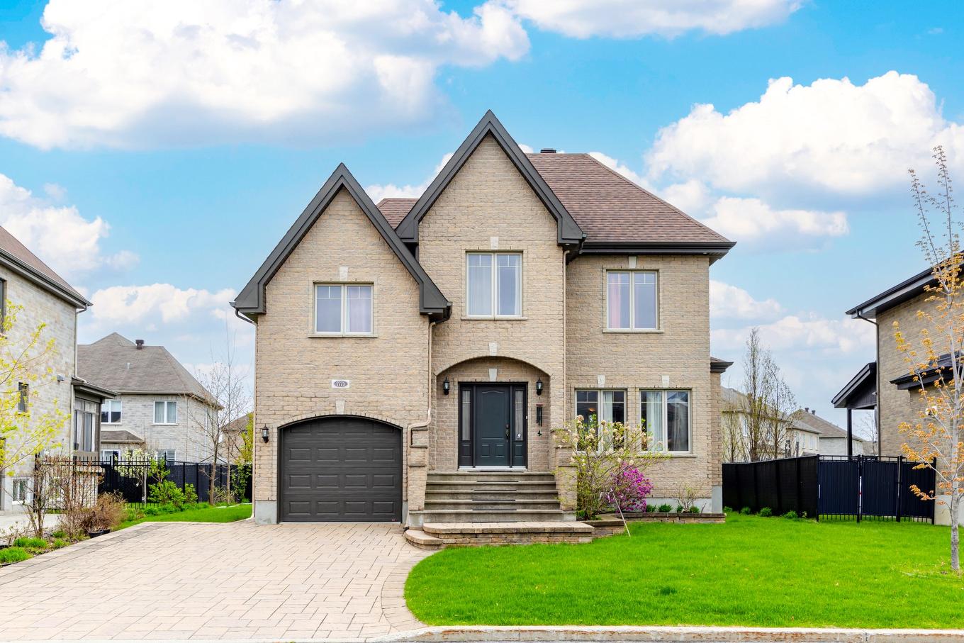 Frontage - 7775 Rue De Lausanne, Brossard, QC - Outdoor With Facade