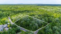 Rue des Liserons Saint-Lazare, QC J7T 3M4