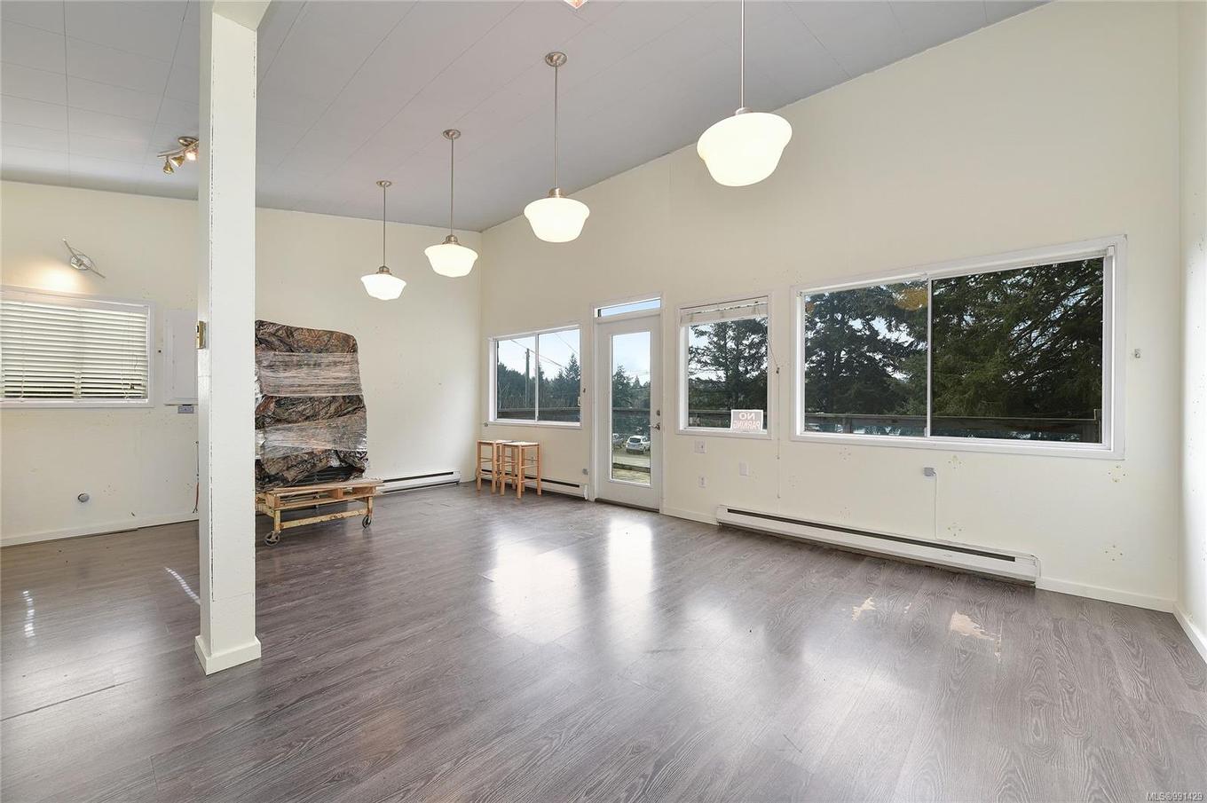 492 Dalton Dr, Mayne Island, BC