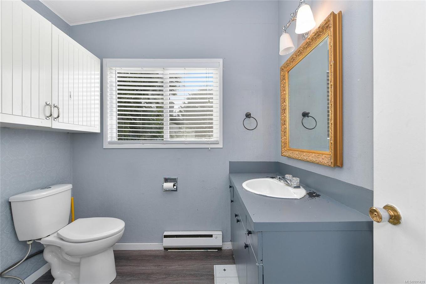 492 Dalton Dr, Mayne Island, BC