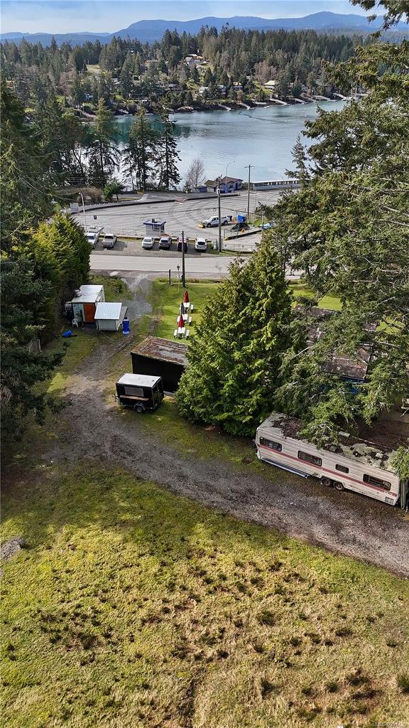 492 Dalton Dr, Mayne Island, BC