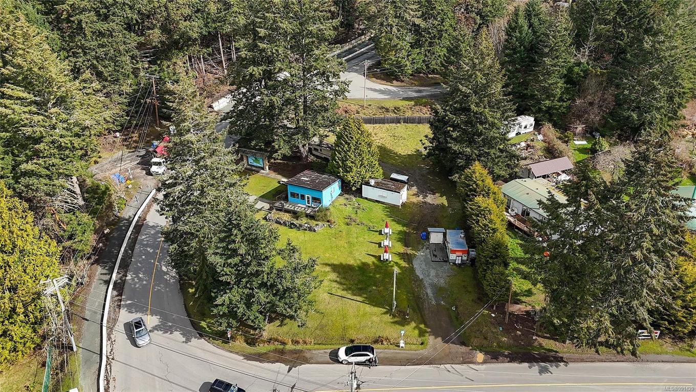 492 Dalton Dr, Mayne Island, BC