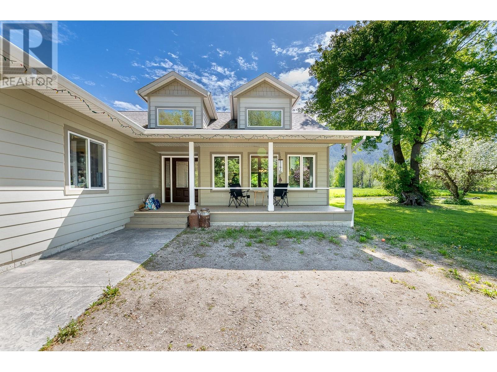 51 Monks Road, Grindrod, BC