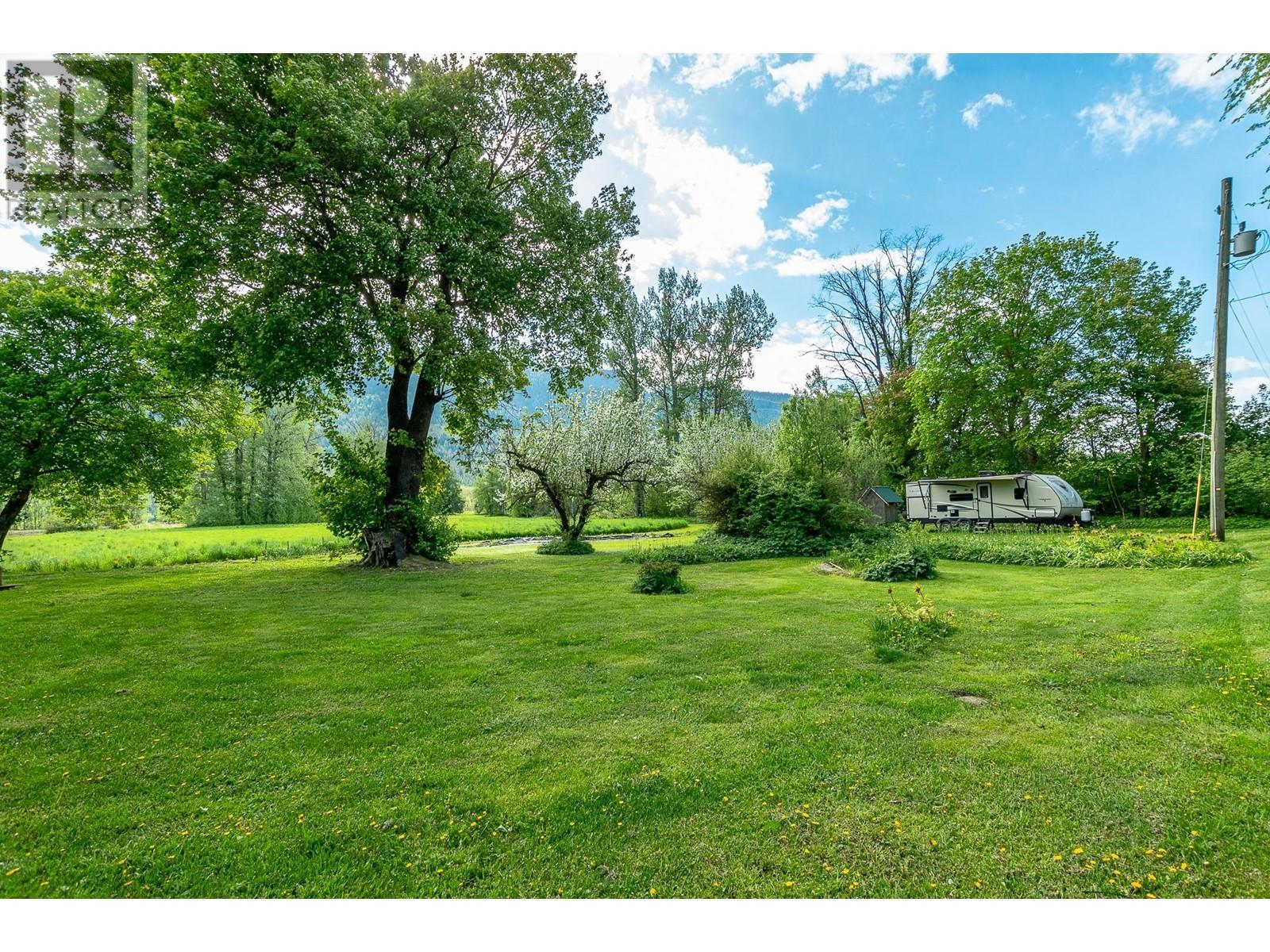 51 Monks Road, Grindrod, BC