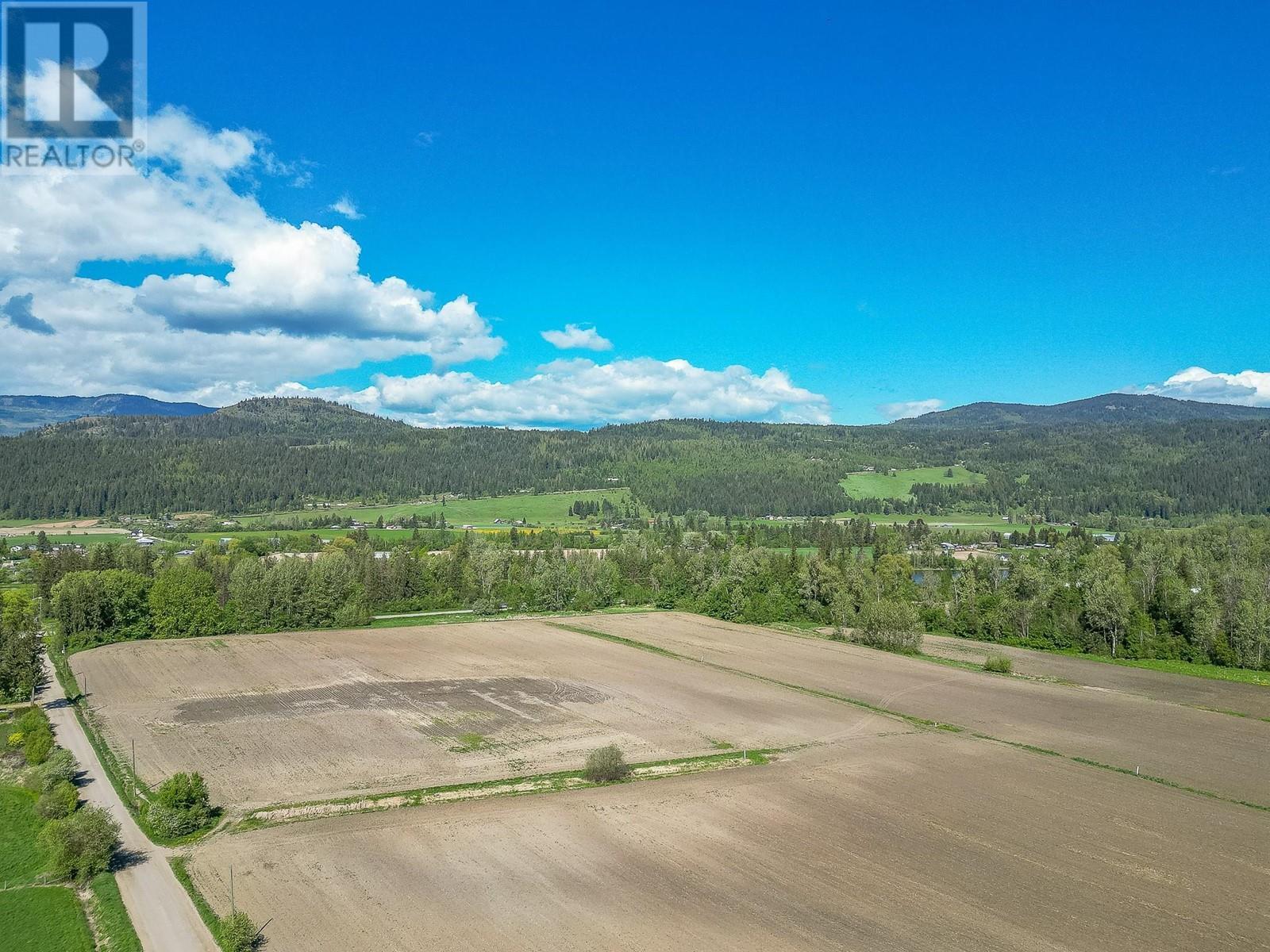 51 Monks Road, Grindrod, BC