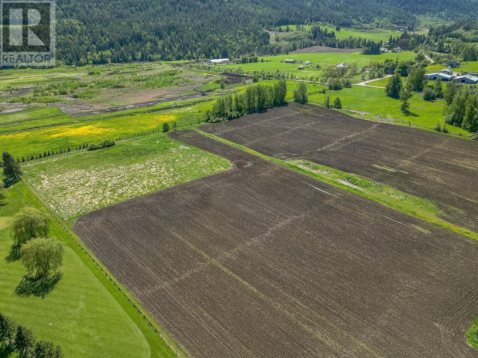 51 Monks Road, Grindrod, BC