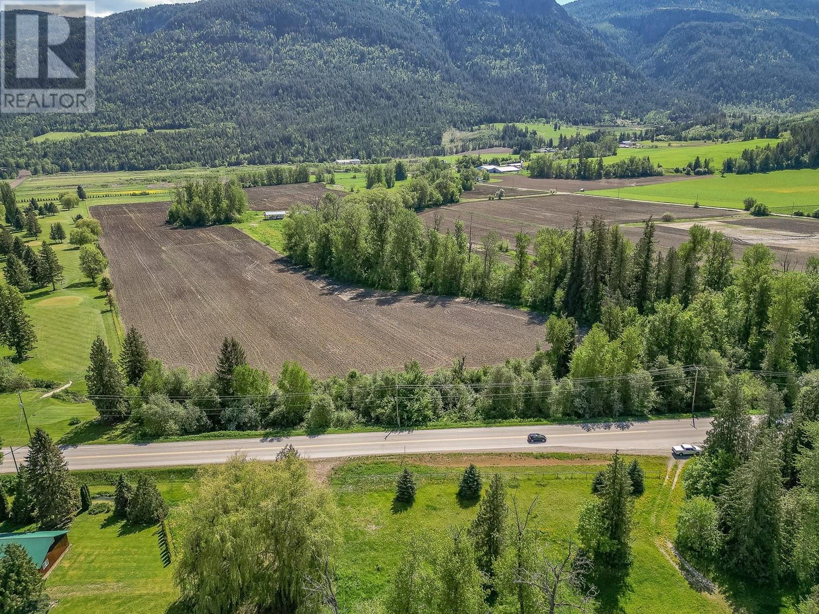 51 Monks Road, Grindrod, BC