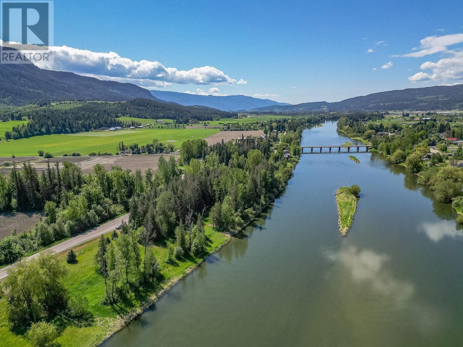 51 Monks Road, Grindrod, BC