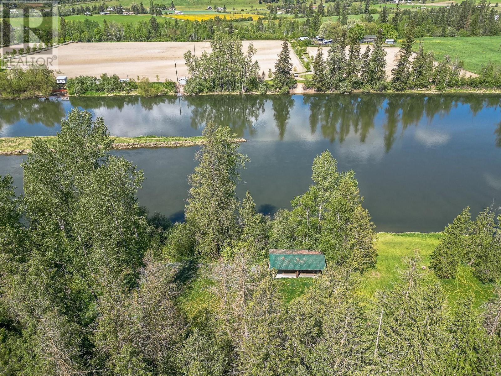 51 Monks Road, Grindrod, BC